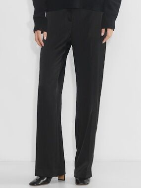 Aritzia - Babaton Agency Satin Dress Pants